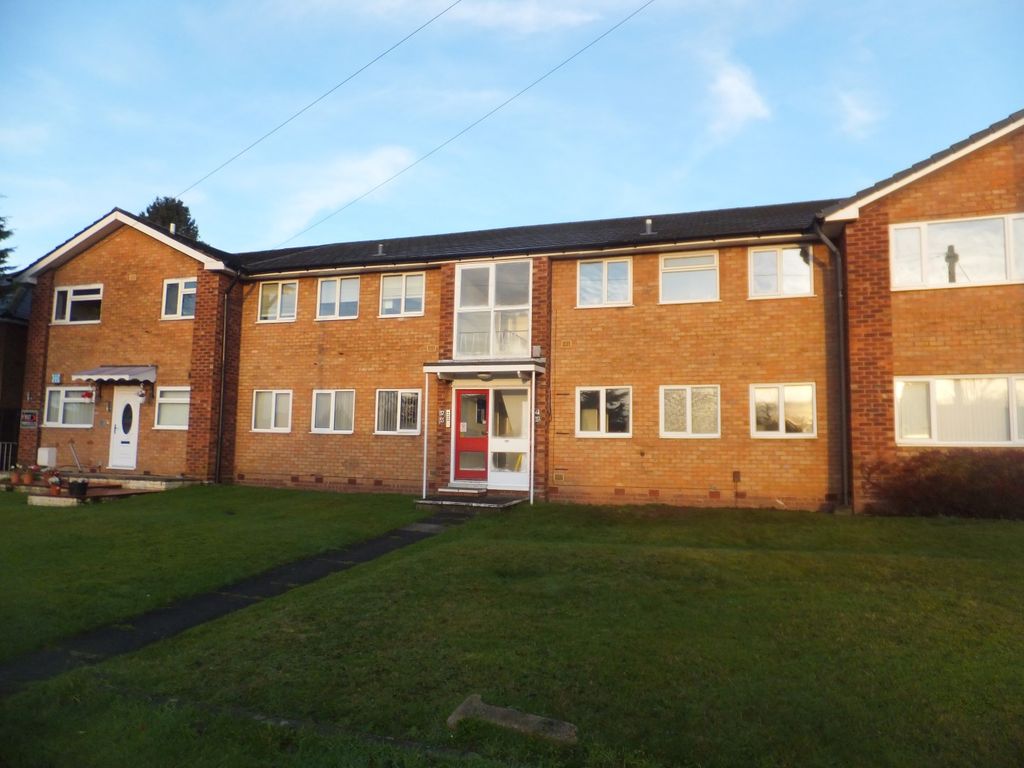 2 bed flat for sale in Little Sutton Road, Four Oaks, Sutton Coldfield B75, £169,950