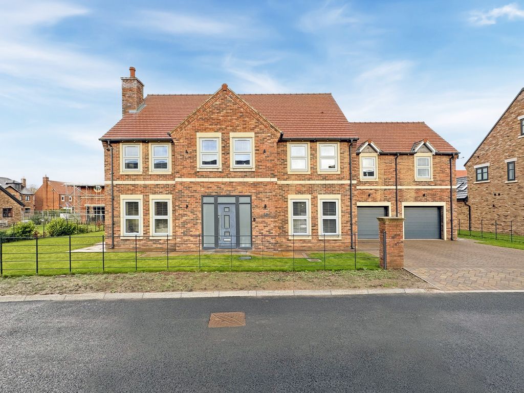 5 bed detached house for sale in Duke Of Wellington Gardens, Hartlepool TS22, £875,000