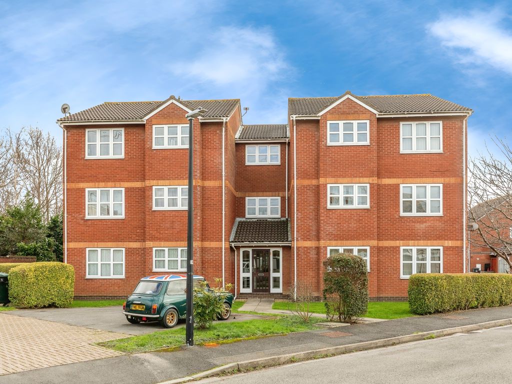 1 bed flat for sale in Selwood Close, Weston-Super-Mare, Somerset BS22, £125,000