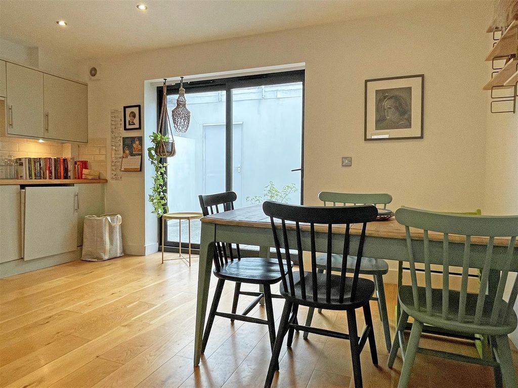 2 bed semi-detached house for sale in Hayloft Mews, Brighton BN1, £575,000