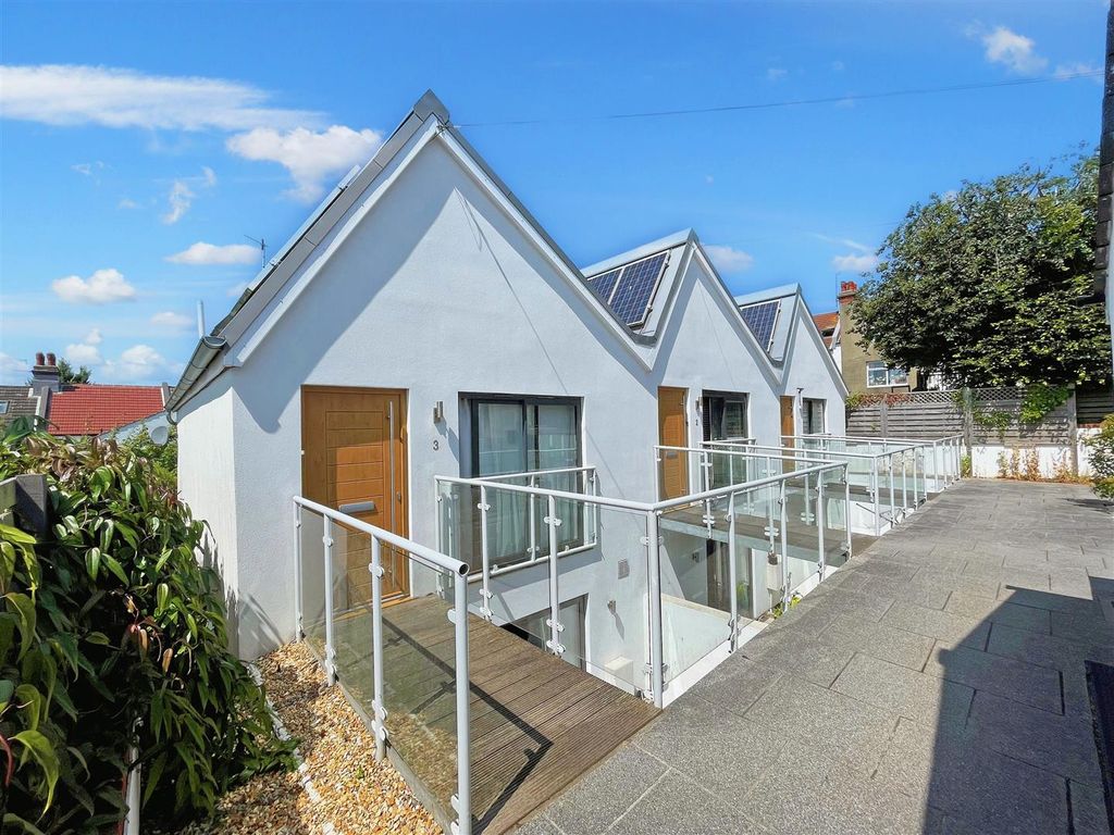 2 bed semi-detached house for sale in Hayloft Mews, Brighton BN1, £575,000