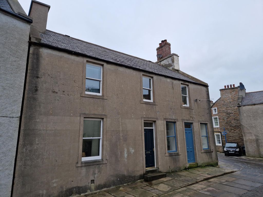 4 bed end terrace house for sale in Alfred Street, Stromness KW16, £250,000