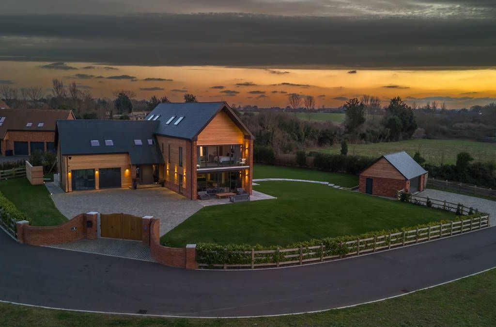 6 bed detached house for sale in Preston Meadows, Preston, Canterbury CT3, £1,395,000