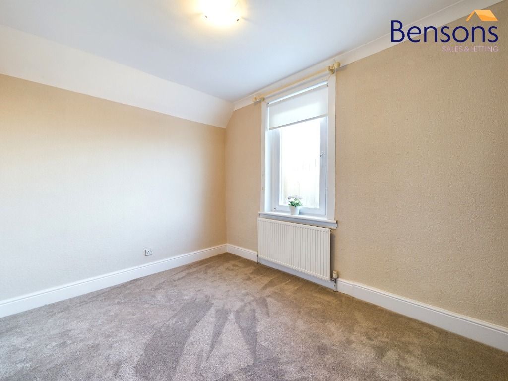 2 bed flat to rent in West Mains Road, East Kilbride, South Lanarkshire G74, £750 pcm