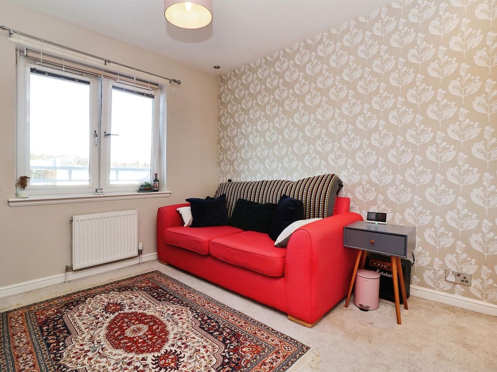 2 bed flat for sale in Netherton Gardens, Anniesland, Glasgow G13, £140,000