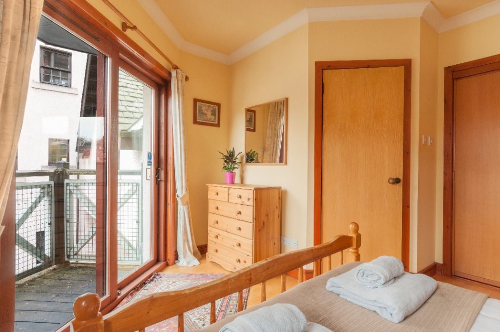 2 bed flat to rent in Hawthornbank Lane, Dean Village, Edinburgh EH4, £1,600 pcm