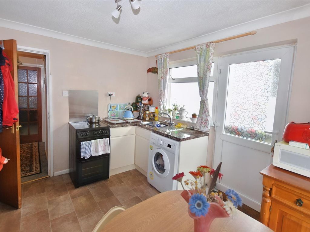 3 bed detached bungalow for sale in Nicholas Avenue, Four Lanes, Redruth TR16, £269,950