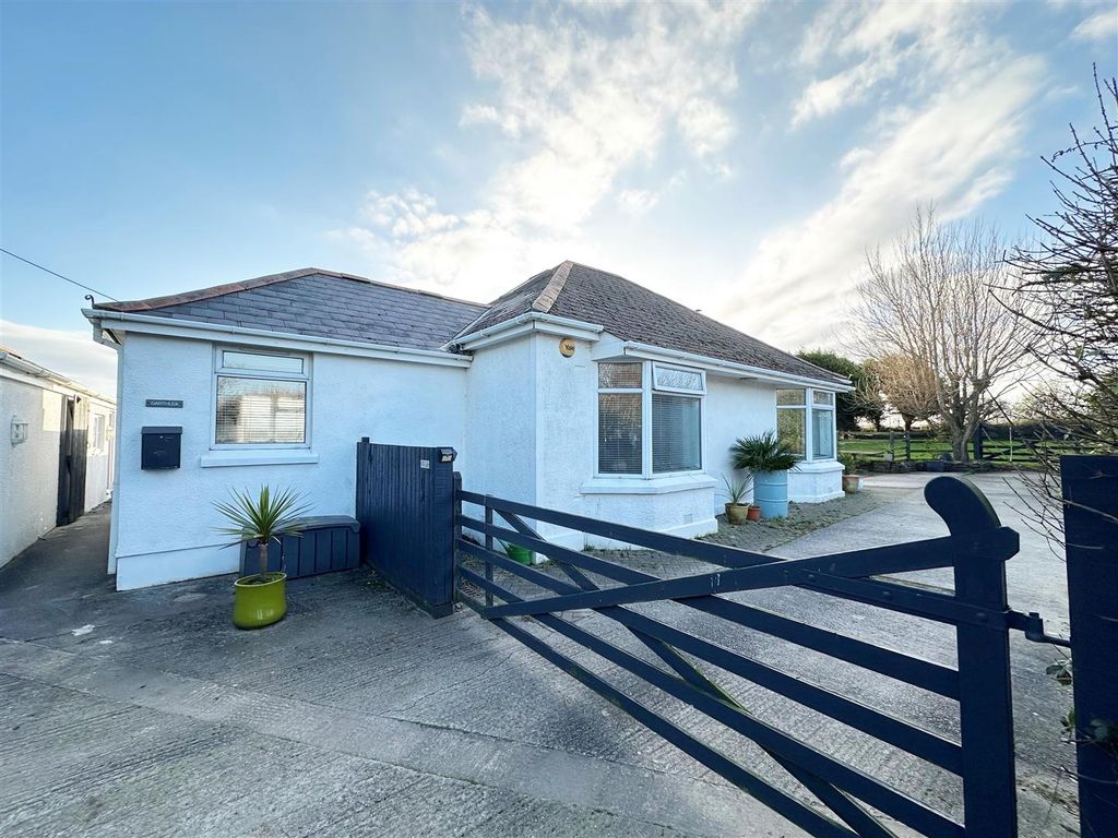 4 bed detached bungalow for sale in Mithian Downs, St. Agnes TR5, £825,000
