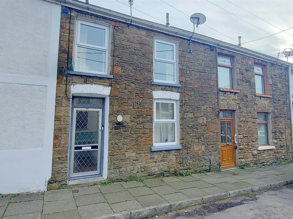 2 bed terraced house to rent in Alfred Street, Maesteg CF34, £650 pcm