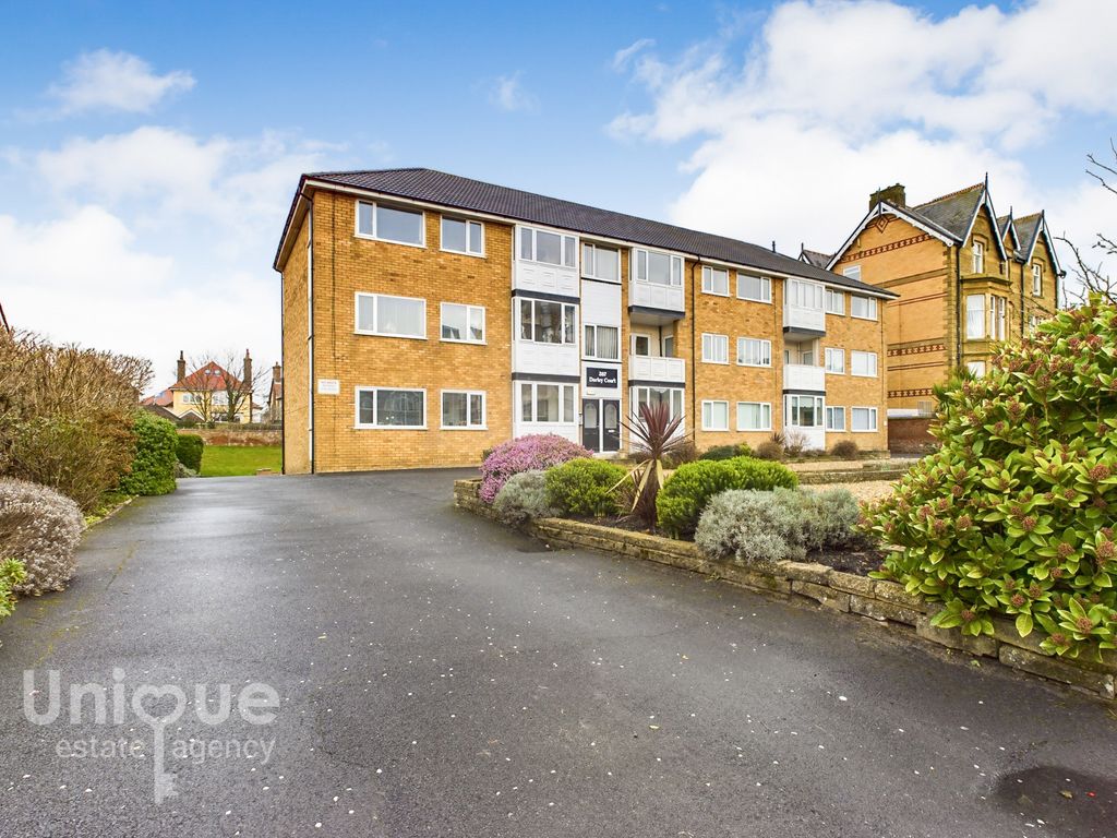 2 bed flat for sale in Darley Court, Clifton Drive North, Lytham St. Annes FY8, £169,950