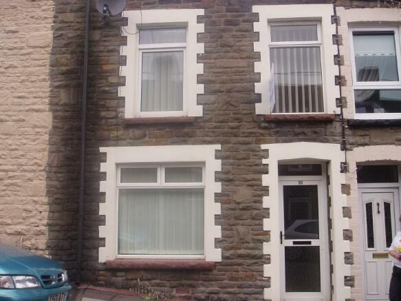 4 bed terraced house to rent in Webster Street, Treharris CF46, £800 pcm
