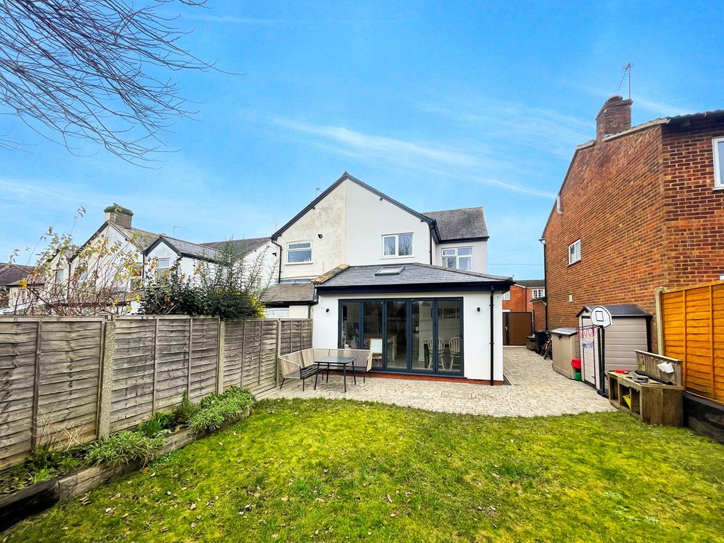 3 bed semi-detached house for sale in Pineapple Road, Amersham HP7, £625,000