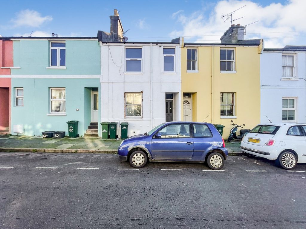 2 bed terraced house for sale in Ewart Street, Brighton BN2, £426,000