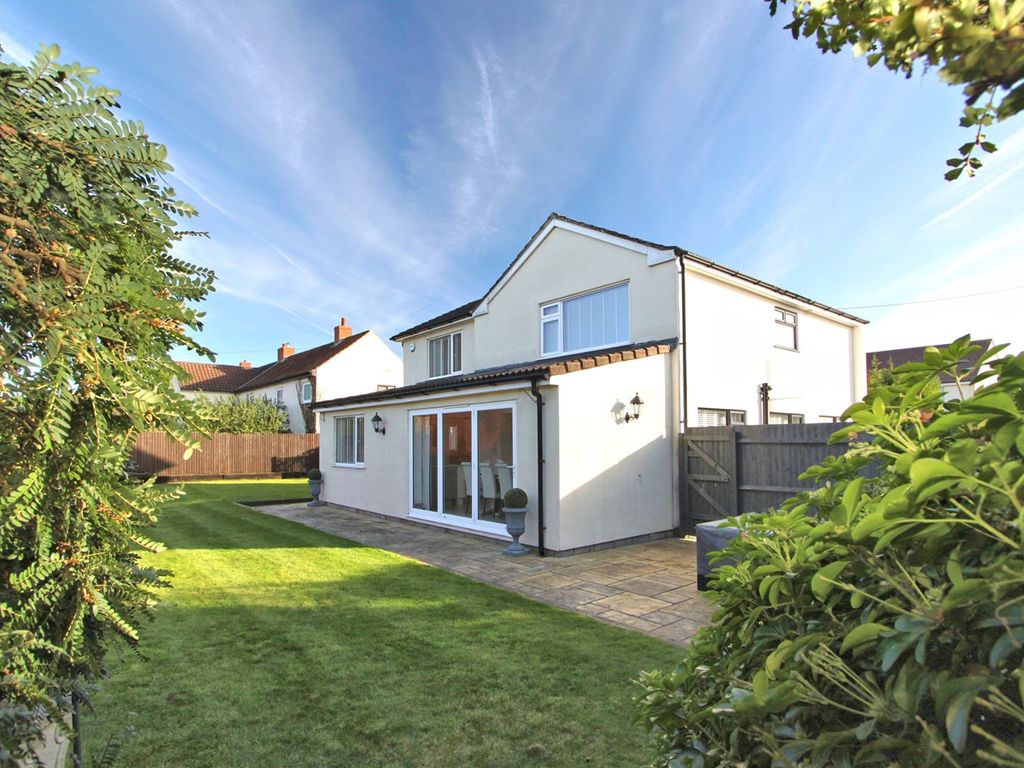 4 bed detached house for sale in Strode Common, Alveston BS35, £725,000