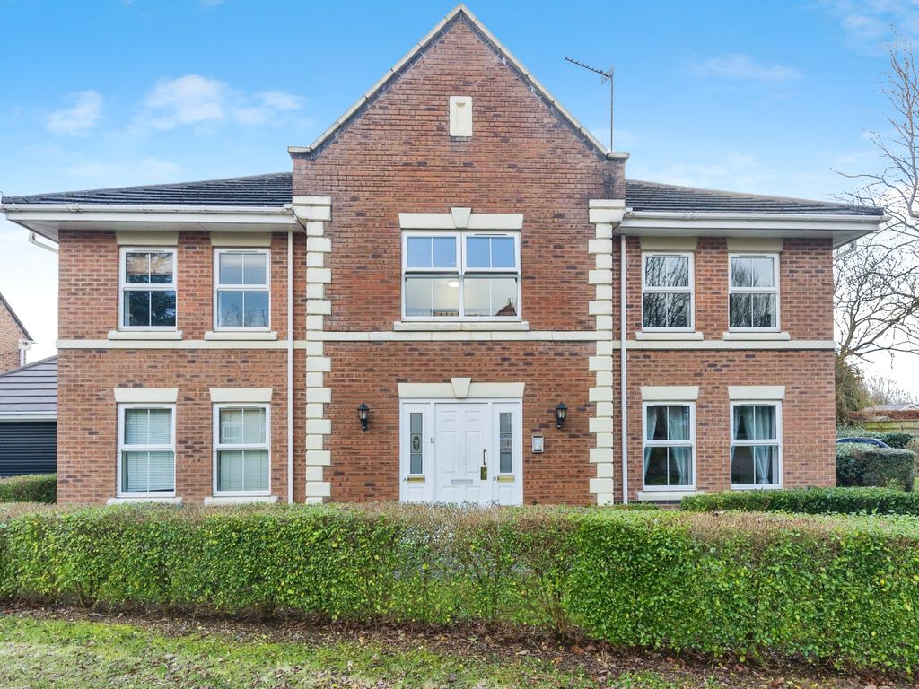 1 bed flat for sale in 11 Washington Close, Cheadle SK8, £200,000