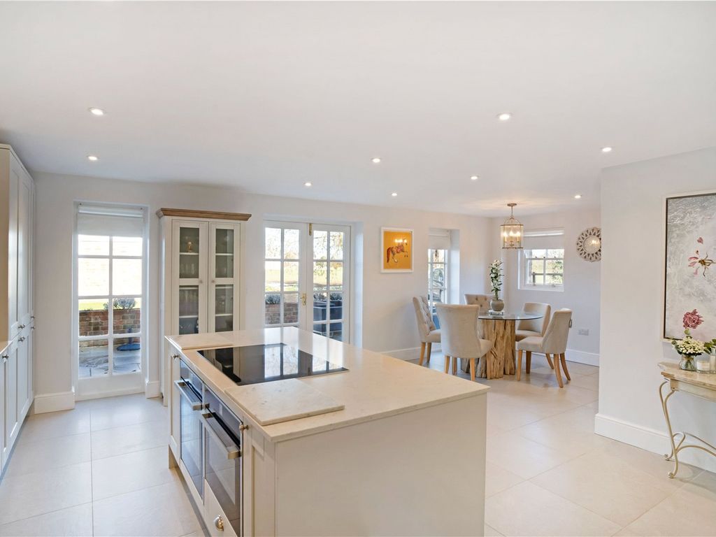 3 bed detached house for sale in Whitminster Lane, Frampton On Severn, Gloucester, Gloucestershire GL2, £775,000