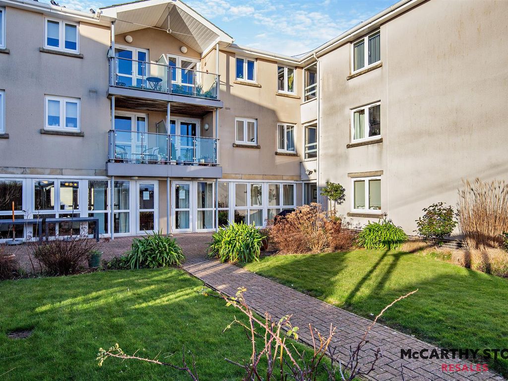 1 bed flat for sale in Marina Court Mount Wise, Newquay TR7, £95,000