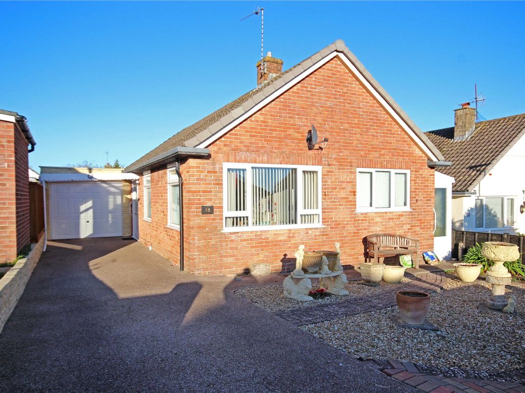 3 bed bungalow for sale in Wychall Park, Seaton, Devon EX12, £375,000