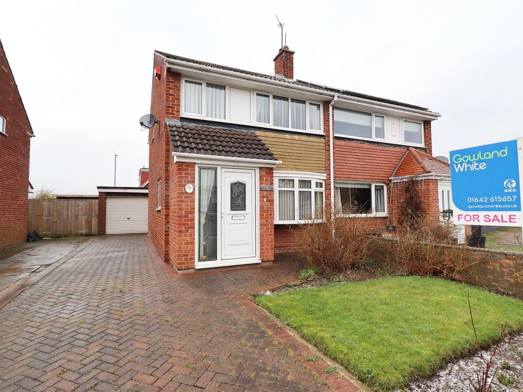 3 bed property for sale in Whinfield Close, Bishopsgarth, Stockton-On-Tees TS19, £147,500