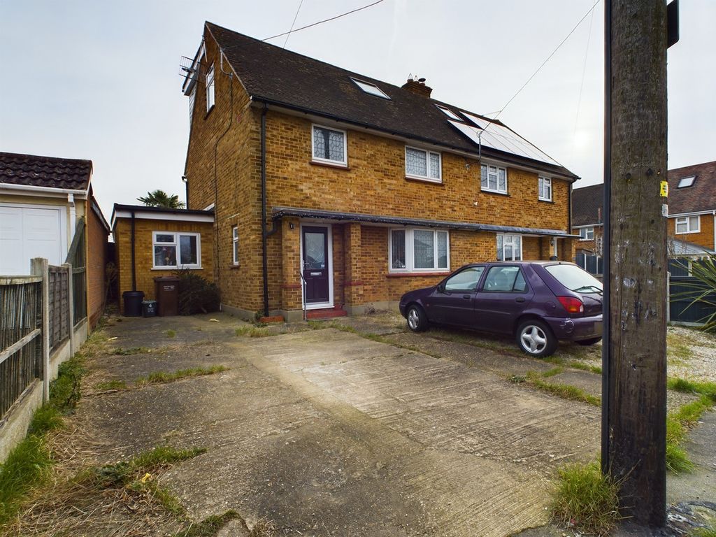 4 bed semi-detached house for sale in Borrowdale Road, Benfleet SS7, £450,000