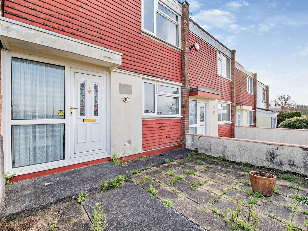 2 bed terraced house for sale in Cromer Walk, Plymouth PL6, £139,999
