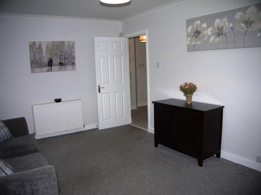 1 bed flat for sale in Elison Court, Motherwell, Lanarkshire ML1, £80,000