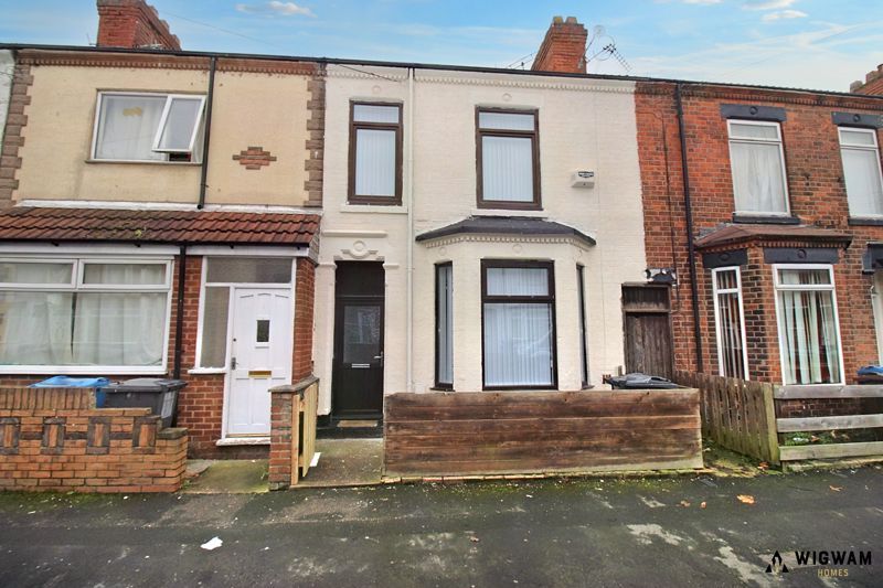 3 bed property for sale in Devon Street, Hull HU4, £90,000
