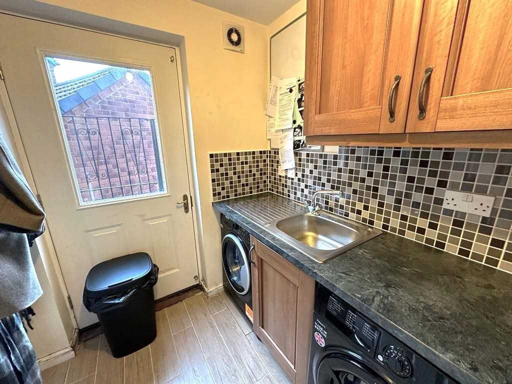 4 bed detached house for sale in Llewellyns View, Gilfach Goch, Porth CF39, £290,000