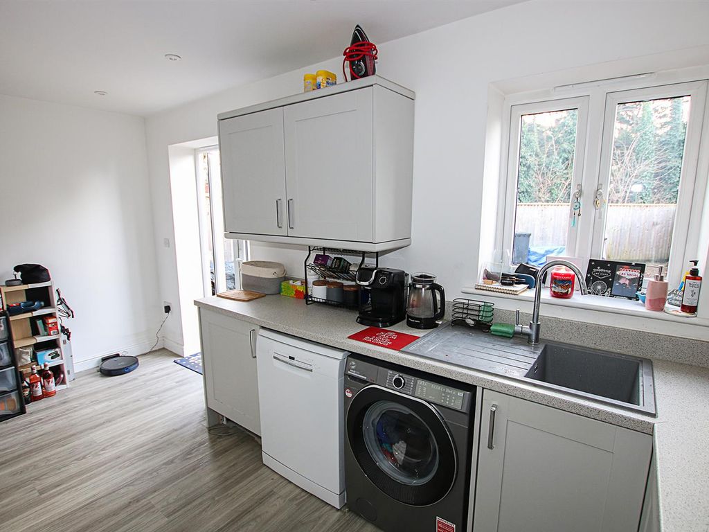 2 bed end terrace house for sale in Cheveley Road, Newmarket CB8, £279,995