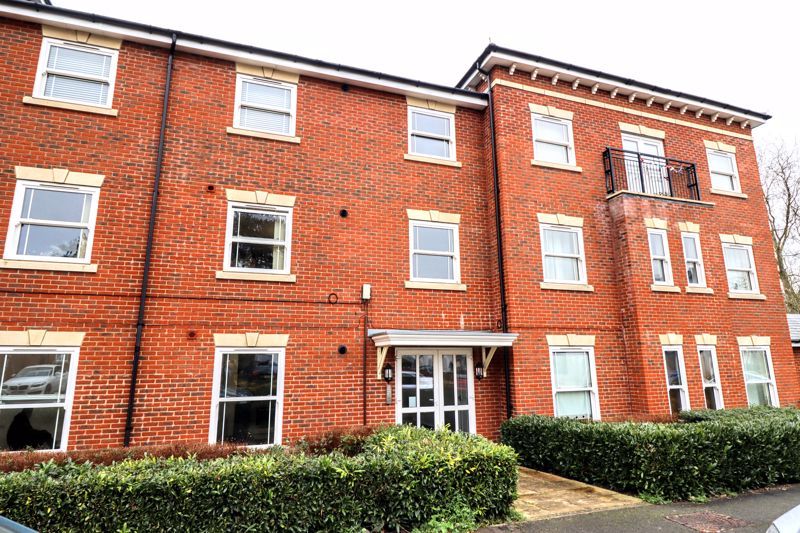 1 bed flat for sale in Watson House, Turing Gate, Bletchley, Milton Keynes MK3, £175,000
