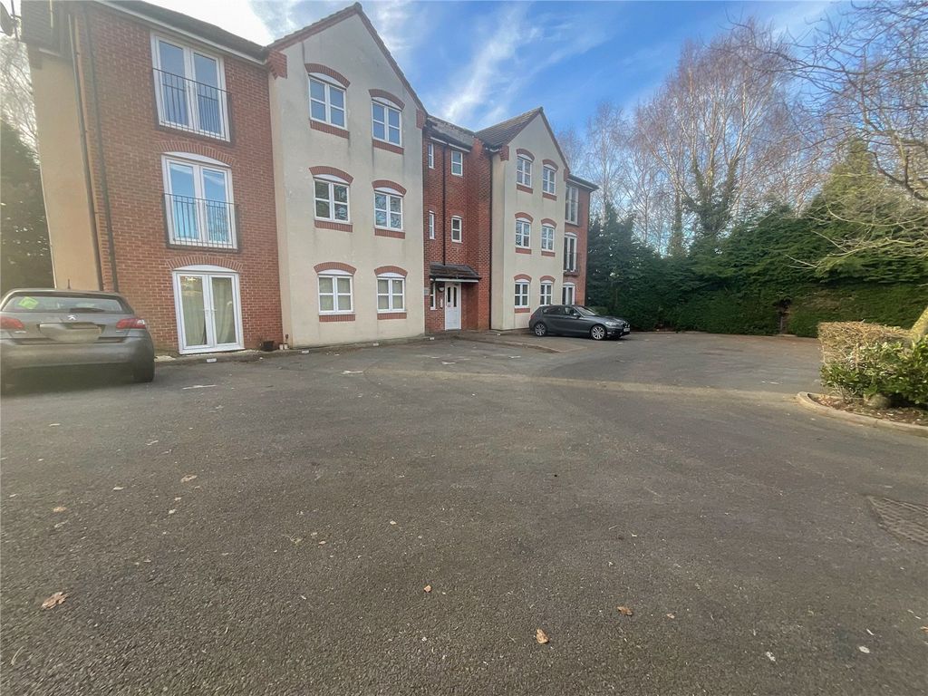 2 bed flat for sale in Quarry Hill, Wilnecote, Tamworth, Staffordshire B77, £155,000