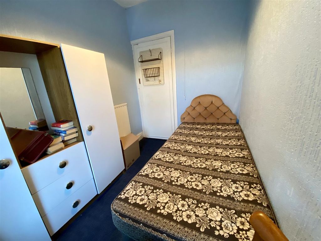 3 bed semi-detached house for sale in New Ceidrim Road, Garnant, Ammanford SA18, £127,500