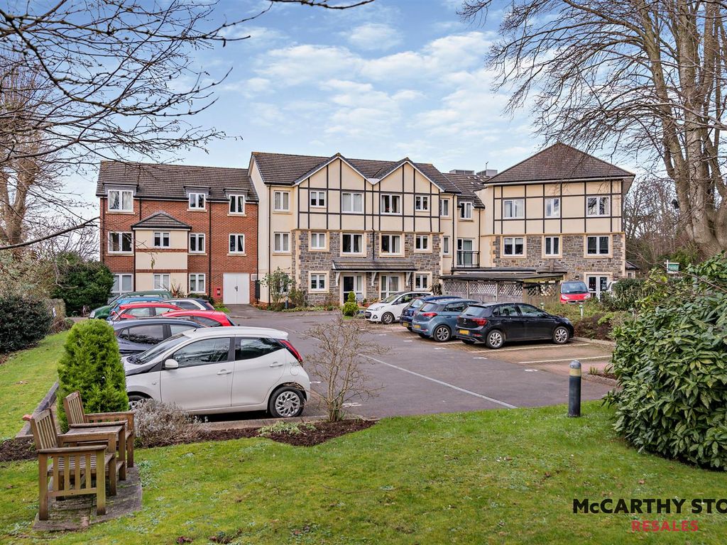 1 bed flat for sale in Overnhill Road, Downend, Bristol BS16, £170,000