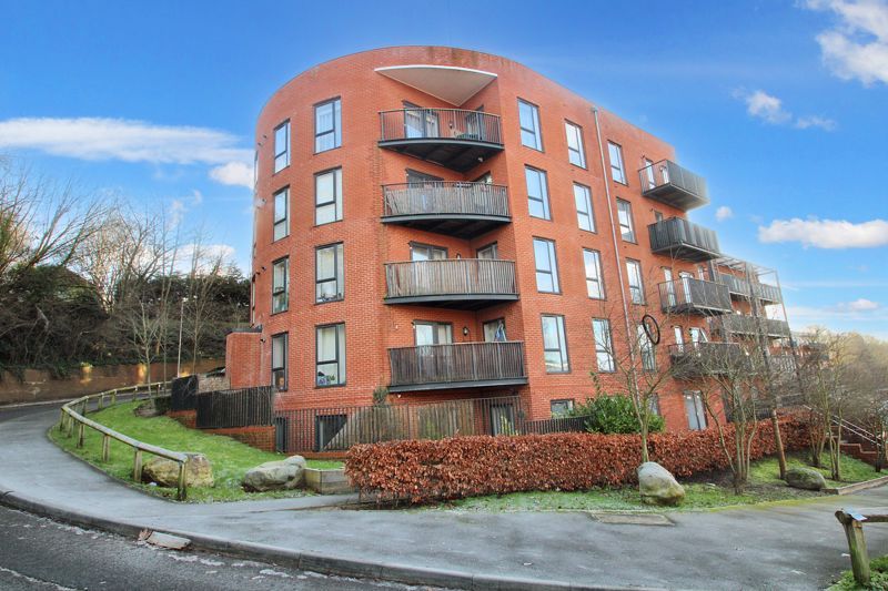 2 bed flat for sale in Olympic Way, High Wycombe HP13, £145,750