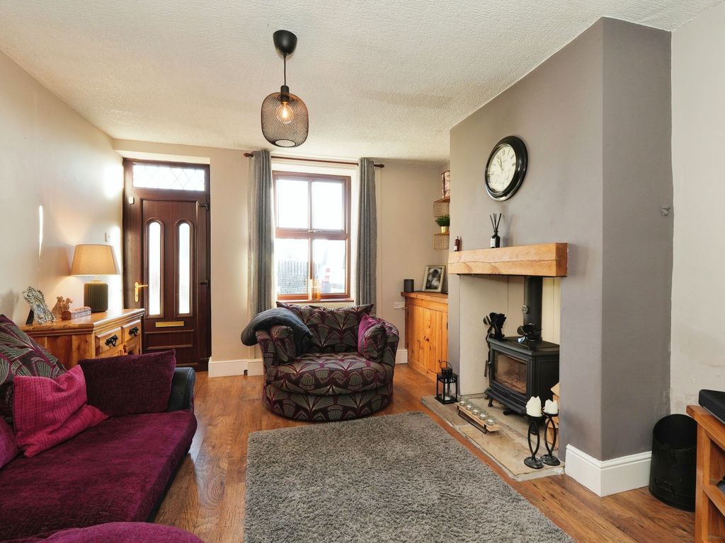 2 bed semi-detached house for sale in Smithy Hill, Sheffield S35, £225,000