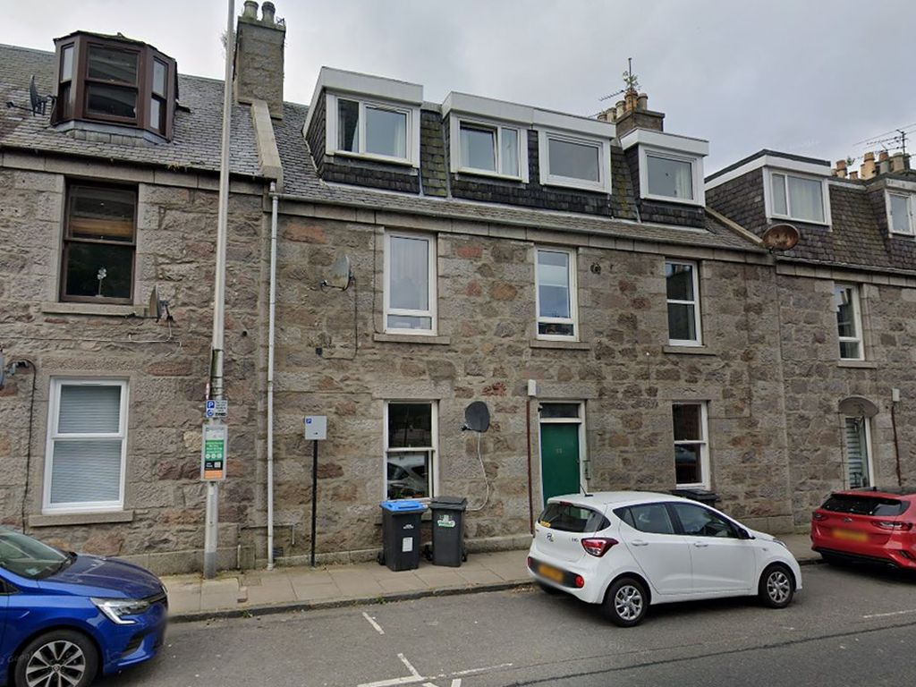 1 bed flat for sale in 63F, Rose Street, Tenanted Investment, Rosemount, Aberdeen AB101Uh AB10, £52,000