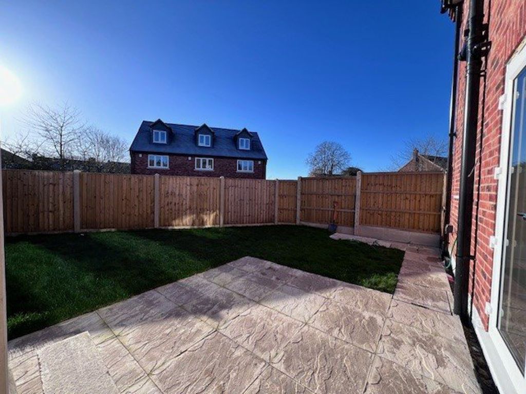 3 bed detached house to rent in Balmoral Road, Borrowash DE72, £1,295 pcm