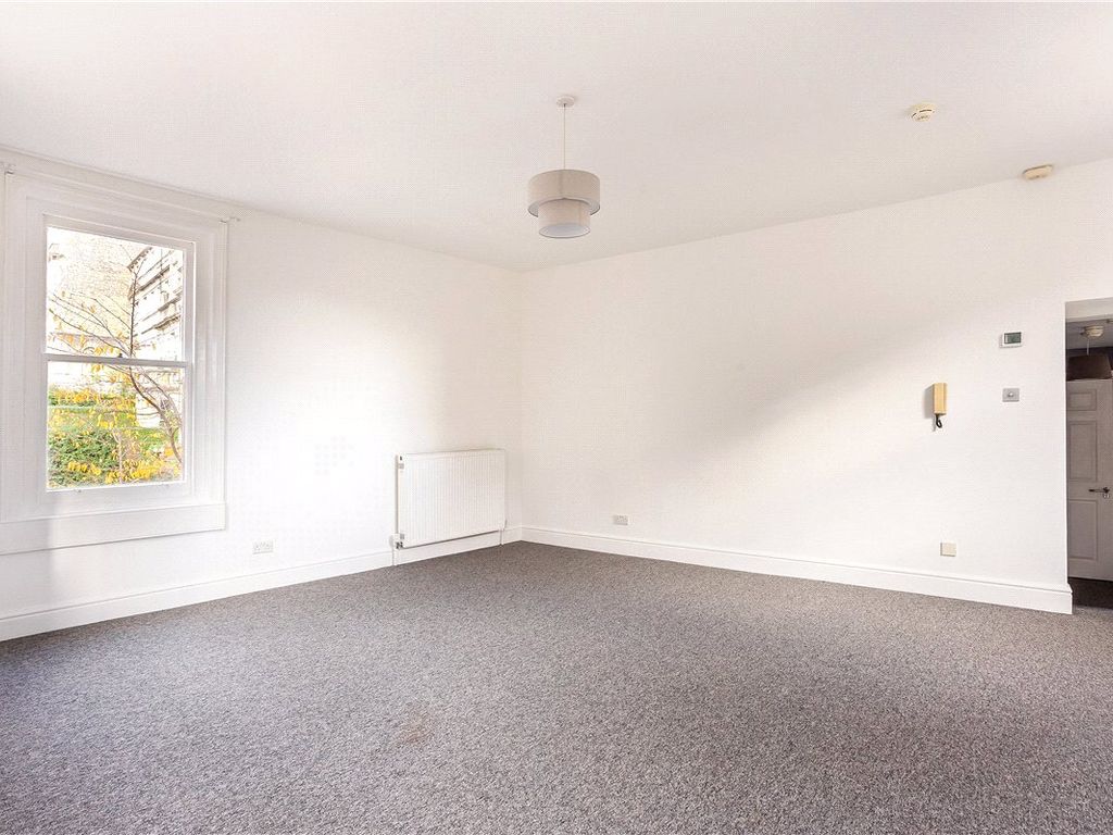 1 bed flat to rent in Belvedere, Bath, Somerset BA1, £1,300 pcm