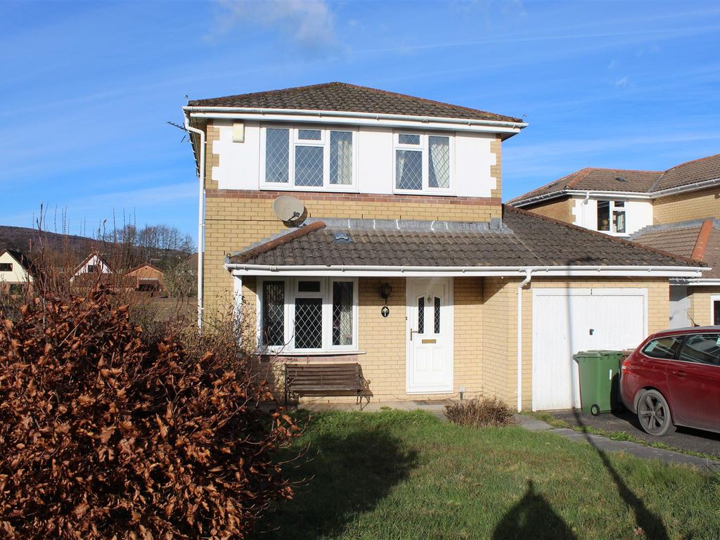 3 bed detached house for sale in Cae Pandy, Caerphilly CF83, £310,000
