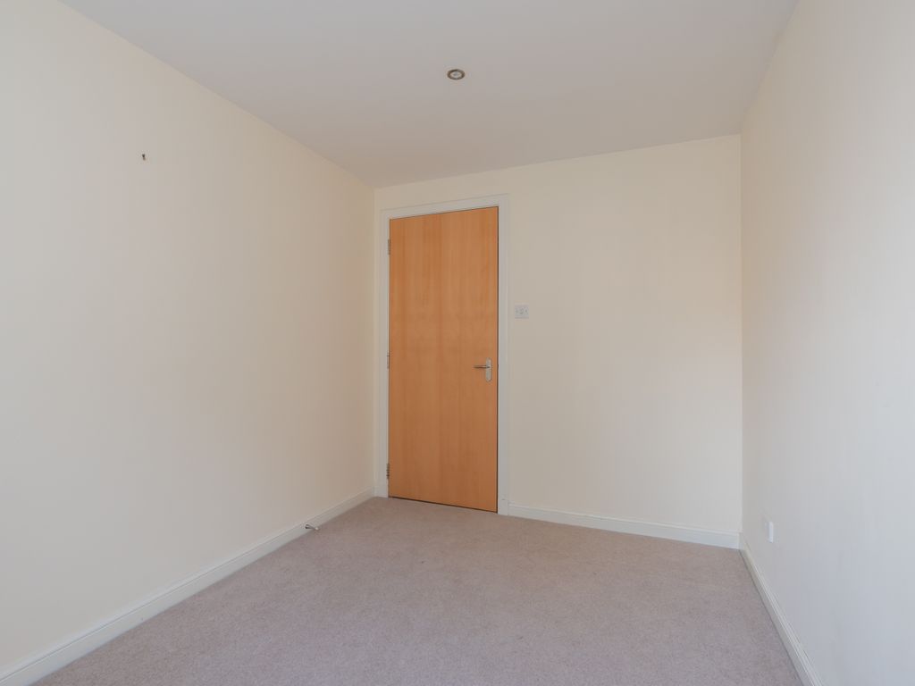 2 bed flat for sale in 163/3 Easter Road, Edinburgh EH7, £235,000