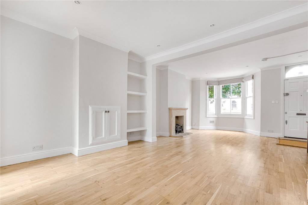 4 bed property to rent in Atherton Street, London SW11, £6,500 pcm