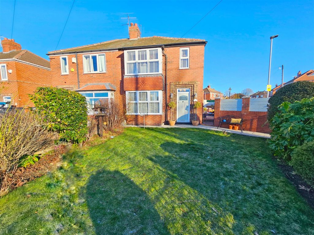 3 bed semi-detached house for sale in Rotherham Road, Barnsley S71, £225,000