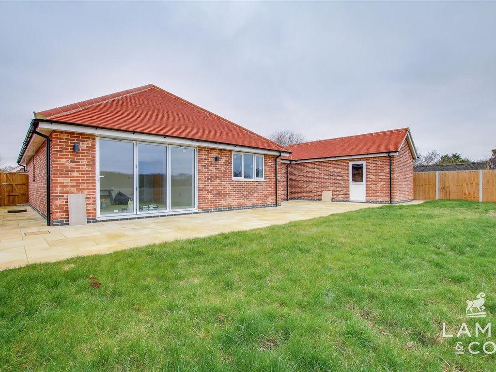 New home, 3 bed detached bungalow for sale in The Meadows, Betts Green Road, Little Clacton CO16, £368,500