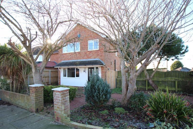 3 bed detached house for sale in Windermere Avenue, Scartho, Grimsby DN33, £279,000