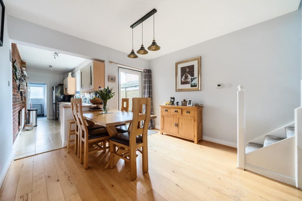 2 bed terraced house for sale in Chesham, Buckinghamshire HP5, £425,000