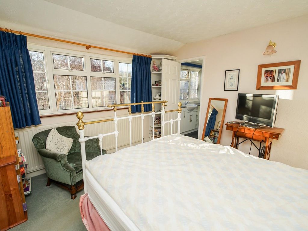 4 bed detached house for sale in Church Walk, Eggington, Leighton Buzzard LU7, £600,000