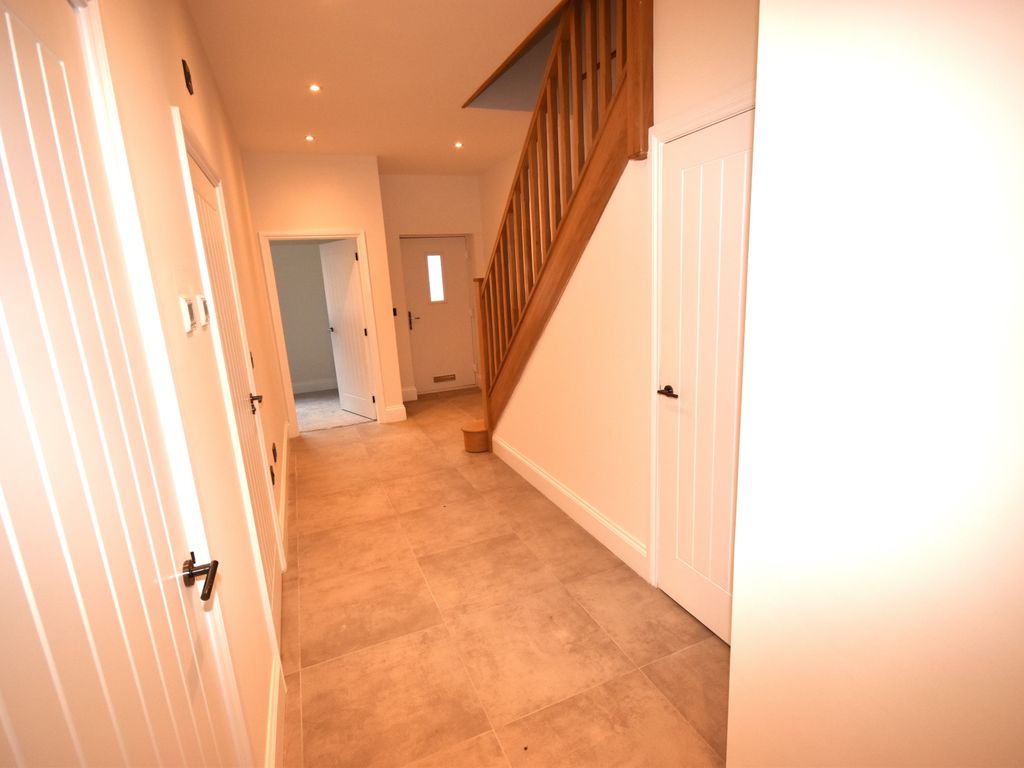 4 bed detached house to rent in Vicarage Lane, Helpringham NG34, £1,675 pcm
