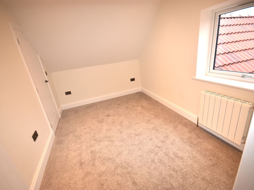 4 bed detached house to rent in Vicarage Lane, Helpringham NG34, £1,675 pcm
