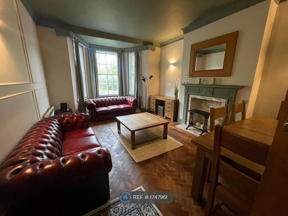 2 bed flat to rent in Kenilworth Court, Birmingham B16, £2,000 pcm