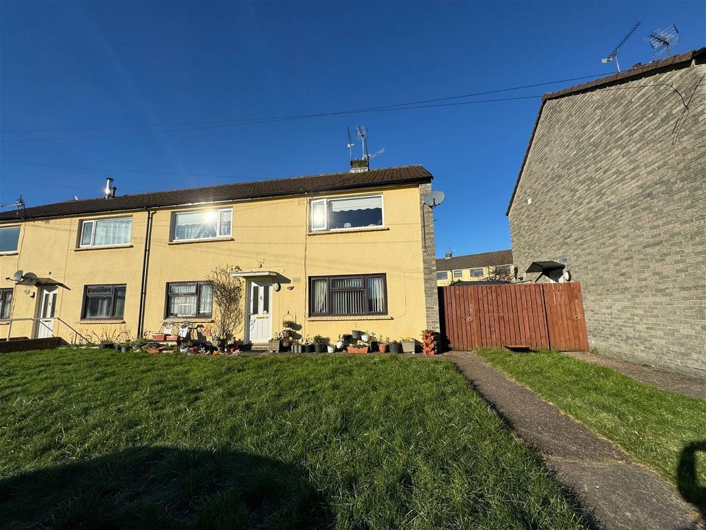 2 bed flat for sale in Bryn Heol, Bedwas, Caerphilly CF83, £125,000